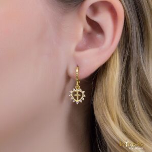 Brinco Intuê Argola Coração com Cruz banhado a ouro 18k