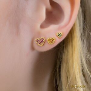 Brinco Intuê, trio dourado coração zirconias coloridas banhado a ouro 18k Brinco Intuê, trio dourado coração zirconias coloridas banhado a ouro 18k