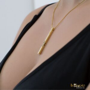 Colar dourado Sentimentos banhado a ouro 18k, semijoia Colar dourado Sentimentos banhado a ouro 18k, semijoia