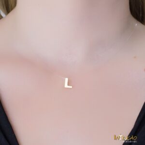 Colar Intuê choker nylon letra L banhado a ouro 18k Colar Intuê choker nylon letra L banhado a ouro 18k