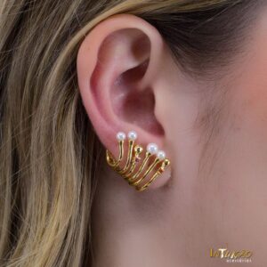 Brinco dourado Ear Hook color banhado a ouro 18k Brinco dourado Ear Hook color banhado a ouro 18k