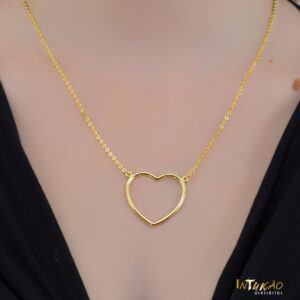 Colar dourado coração vazado banhado a ouro 18k Colar dourado coração vazado banhado a ouro 18k