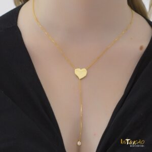 Colar Intuê gravata coração e ponto luz banhado a ouro 18k Colar Intuê gravata coração e ponto luz banhado a ouro 18k