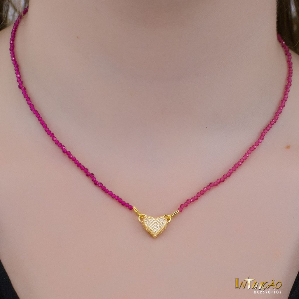 Colar Intuê cristal rosa coração banhado a ouro 18k Colar Intuê cristal rosa coração banhado a ouro 18k