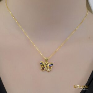 Colar dourado Intuê borboleta colorida banhado a ouro 18k Colar dourado Intuê borboleta colorida banhado a ouro 18k