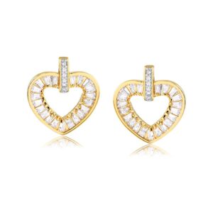 Brinco dourado coração vasado com zircônias banhado a ouro 18k Brinco dourado coração vasado com zircônias banhado a ouro 18k