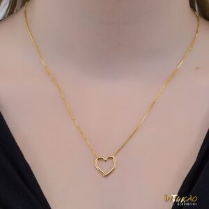 Colar Intuê coração liso vazado banhado a ouro 18k Colar Intuê coração liso vazado banhado a ouro 18k