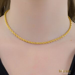 Colar dourado choker Cordão Baiano banhado a ouro 18k. Colar dourado choker Cordão Baiano banhado a ouro 18k.
