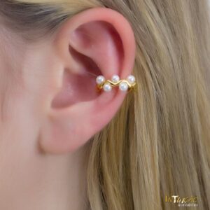 Piercing fake Intuê pérolas banhado a ouro 18k Piercing fake Intuê pérolas banhado a ouro 18k