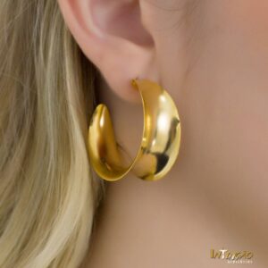 Brinco dourado argola abaulada banhado a ouro 18k Brinco dourado argola abaulada banhado a ouro 18k