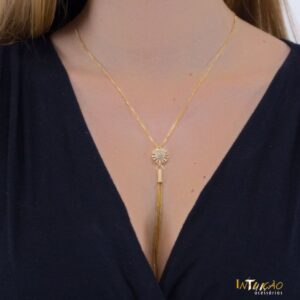 Colar dourado Intue longo regulável banhado a ouro 18k Colar dourado Intue longo regulável banhado a ouro 18k