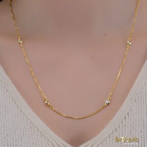 Colar Intuê corrente veneziana com zircônias banhado a ouro 18k 45cm Colar Intuê corrente veneziana com zircônias banhado a ouro 18k 45cm