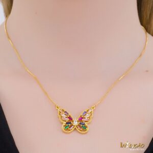 Colar dourado borboleta colorida banhado a ouro 18k Colar dourado borboleta colorida banhado a ouro 18k