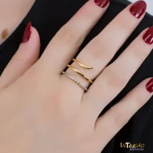 Anel Intuê espiral zircônia Branca banhado a ouro 18k Anel Intuê espiral zircônia Branca banhado a ouro 18k
